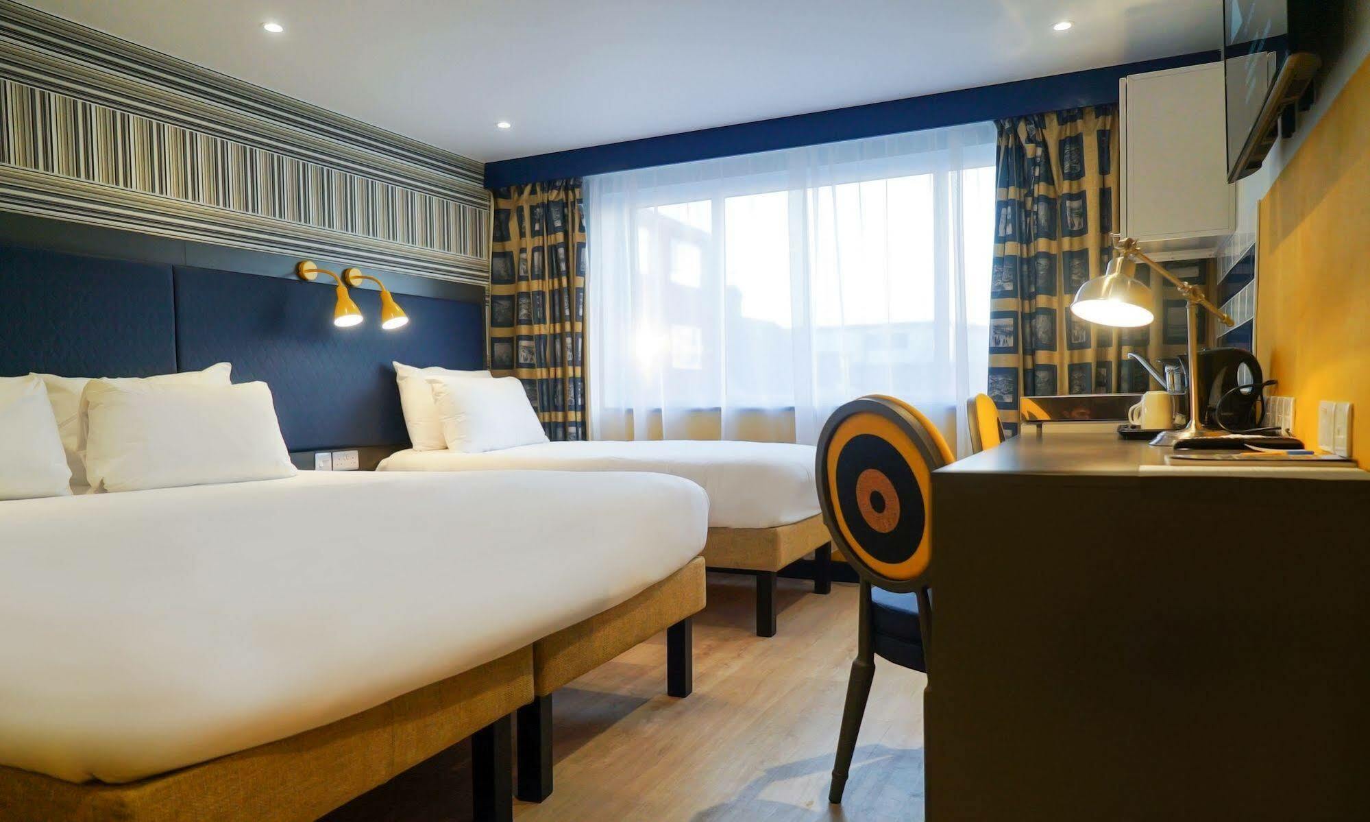 Best Western Plus London Croydon Aparthotel Exterior photo