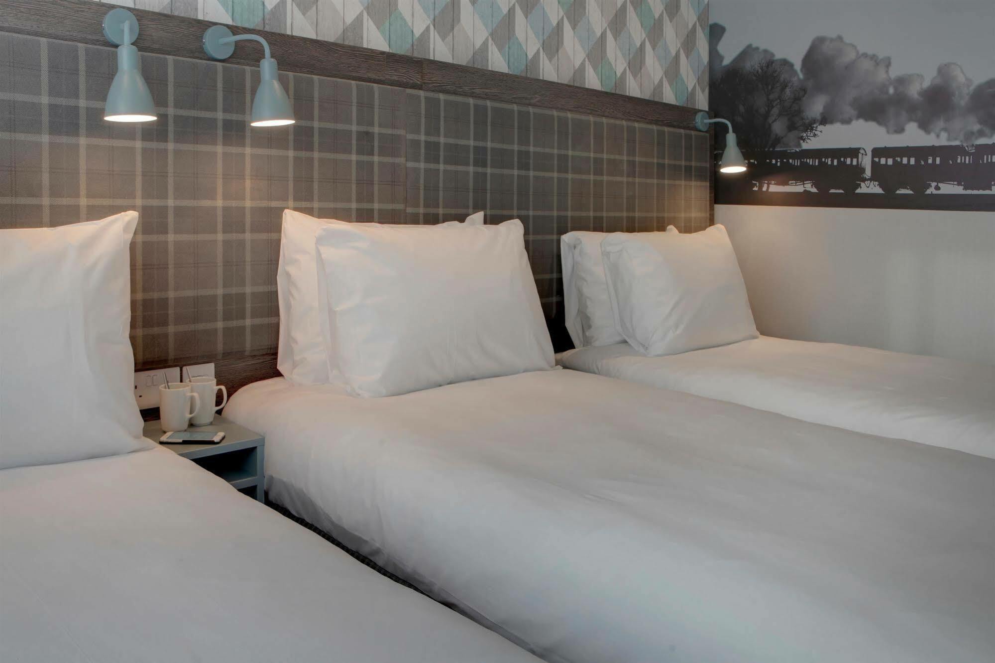 Best Western Plus London Croydon Aparthotel Exterior photo